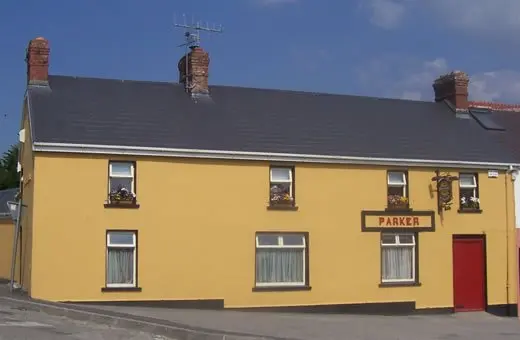 parkers pub front